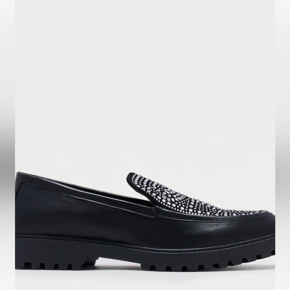 Fashion Nova Black Loafers - Picture 2 of 4